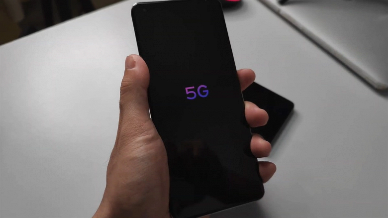 Грандиозная утечка: Xiaomi Mi 11 Ultra во всей красе с огромной камерой 120x и миниатюрным вторым экраном